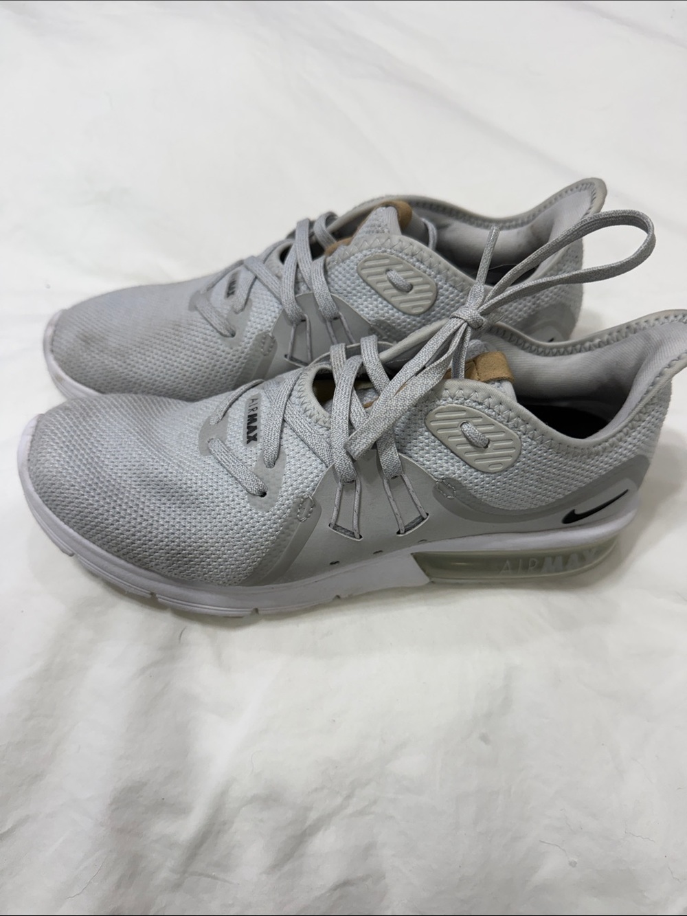Nike Air Max Sequent 3 ‘PurePlatinum’ Women's Athletic Sneakers in Light Grey